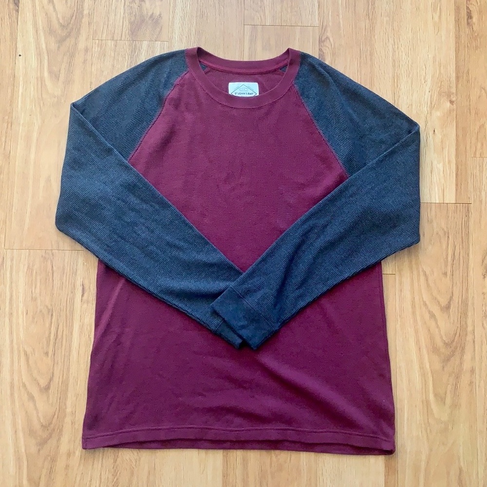 St. John’s Bay Long Sleeve Thermal • XL